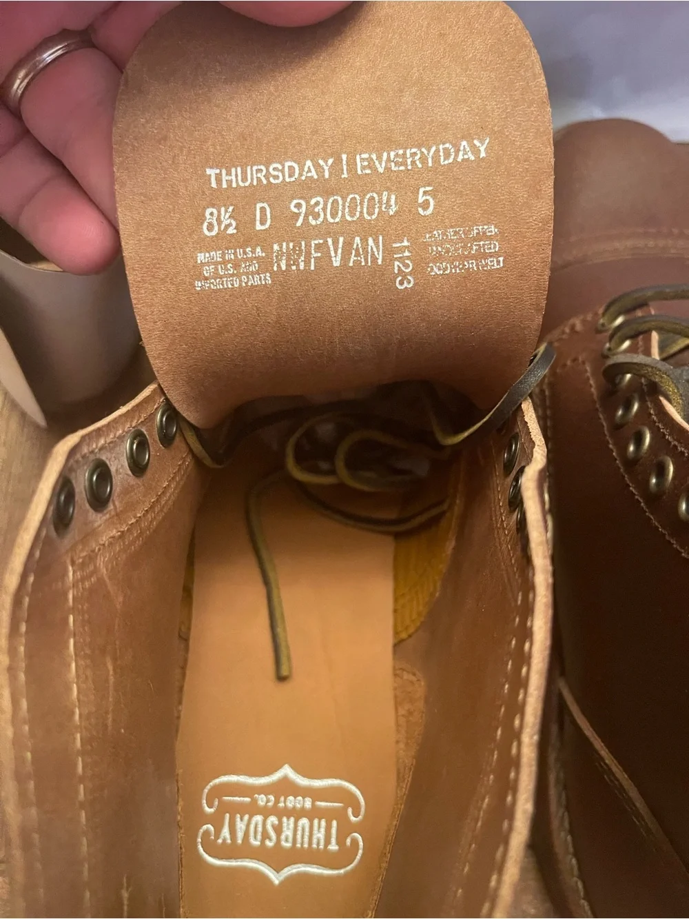 Thursday Boot Co Vanguard Natural Wax Roughout NIB 8.5D Horween CXL Limited Run